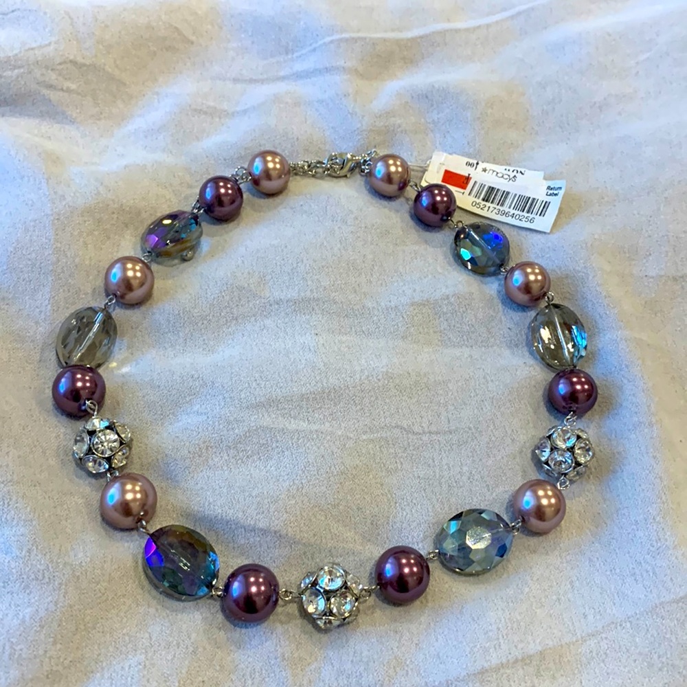 **NWT** Purple necklace